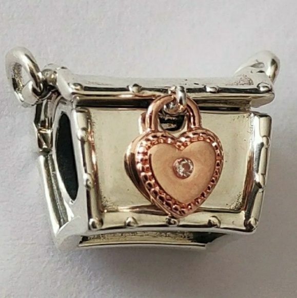 Pandora Club charm. - Picture 2 of 8